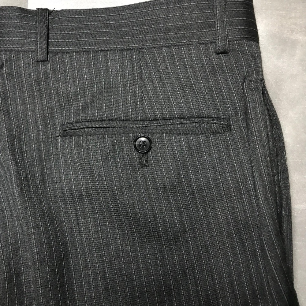 Tommy Hilfiger Mens 100% Wool Pinstripe Suit Charcoal Grey 40R Jacket 34R Pants - Picture 5 of 16
